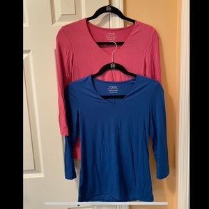 Chico’s 2 Small stretch 3/4 sleeve shirts 🌸💙